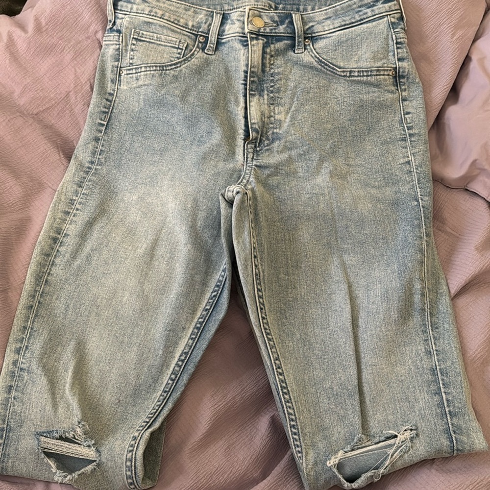 H & m distressed skinny jeans